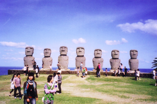 https://herz-bag.mom/blog/oldblog/pictures/gw_09_moai.jpg