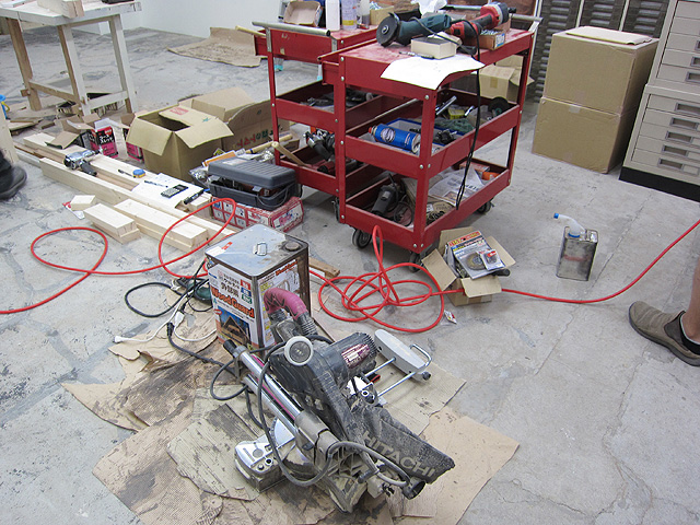 作業台製作中3