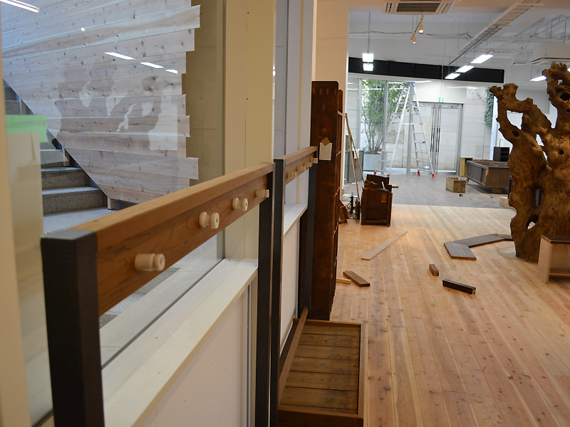 HERZ本店 お店ディスプレイ2