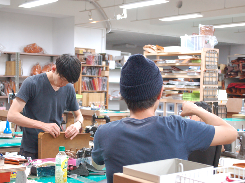 2人製作中